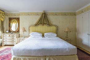 Hyde Park Gate II by Onefinestay