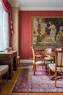 Hyde Park Gate II by Onefinestay