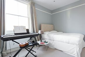 Poplar Grove by Onefinestay