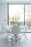 Poplar Grove by Onefinestay