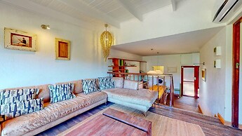 San Lameer by Top Destinations