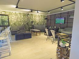 San Lameer by Top Destinations