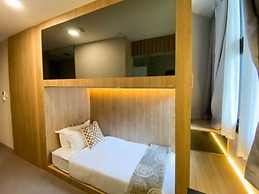 ST Signature Tanjong Pagar
