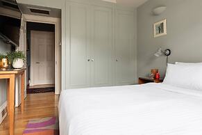 Cockspur Street by Onefinestay