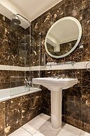 Cockspur Street by Onefinestay