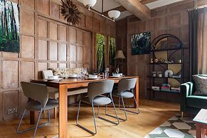 Cockspur Street by Onefinestay