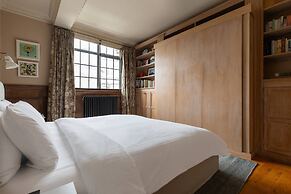 Cockspur Street by Onefinestay