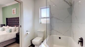 Caribbean Estate Deluxe