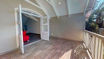 Caribbean Estate Deluxe