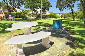 Caribbean Estate Deluxe