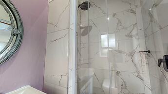 Caribbean Estate Deluxe