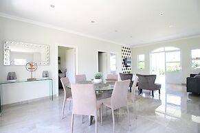 Caribbean Estate Deluxe