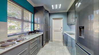 Caribbean Estate Deluxe