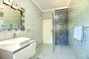 Caribbean Estate Deluxe