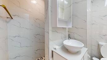 Caribbean Estate Deluxe