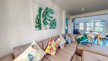 Caribbean Estate Deluxe