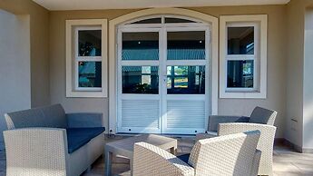 Caribbean Estate Deluxe