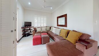 Caribbean Estate Deluxe