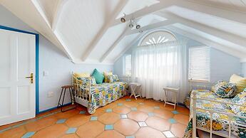 Caribbean Estate Deluxe