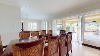 Caribbean Estate Deluxe