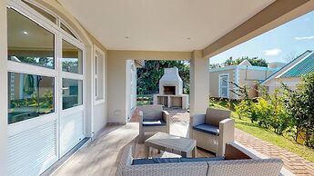 Caribbean Estate Deluxe