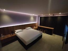 Motel UP - Adults Only