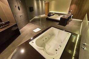 Motel UP - Adults Only