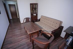 Reikartz Surxon Termez