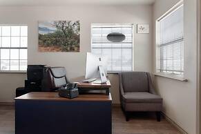 Eagle's Den Suites Andrews a Travelodge by Wyndham