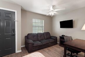 Eagle's Den Suites Andrews a Travelodge by Wyndham