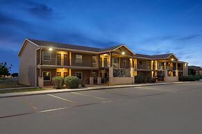 Eagle's Den Suites Andrews a Travelodge by Wyndham