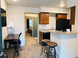 Eagle's Den Suites Andrews a Travelodge by Wyndham