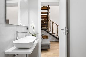 Duplex Luxurious Apt in the heart of Bologna