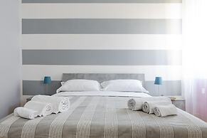 Sant'Orsola Colorful Huge Apartment