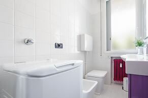 Sant'Orsola Colorful Huge Apartment