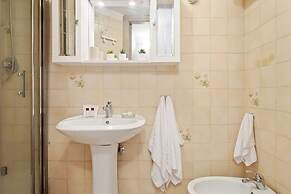 Bolognina Fair Functional Apartment
