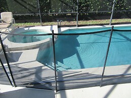 R1 Glenbrook 5 bed / 4 Bath