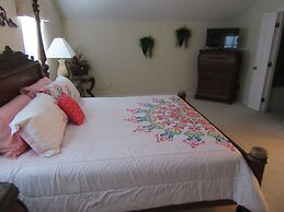 R1 Glenbrook 5 bed / 4 Bath