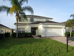 R1 Legacy Park 5 bed / 3 Bath