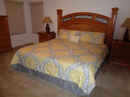 R1 Legacy Park 5 bed / 3 Bath