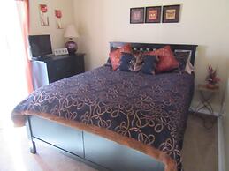 R1 Glenbrook 4 bed / 2 Bath