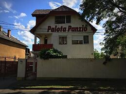 Palota Panzió