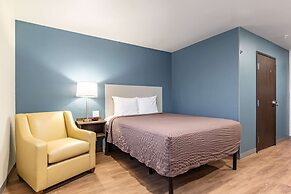 WoodSpring Suites Indianapolis Airport South