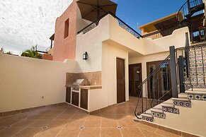 Casa Del Vino 2BR by Casago