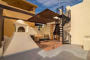 Casa Del Vino 2BR by Casago