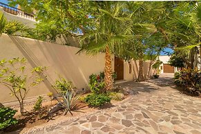 Casa De La Alegria 3BR by Casago