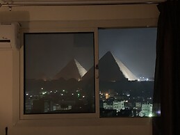 9 Pyramids Inn