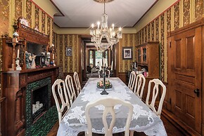 Gillis Grier Bed & Breakfast