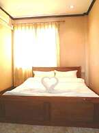 Green Land Hotel