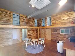 Jeju Eoeumbungyo 1963 Guesthouse